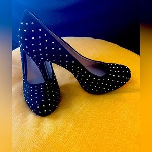 INC International Concepts, size 7.5 Black shoe with gold dots